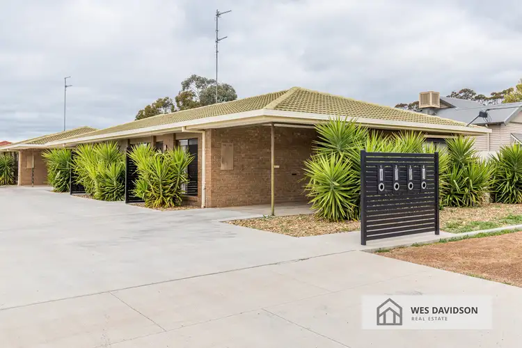 1/4 Burgess Street, Horsham VIC 3400