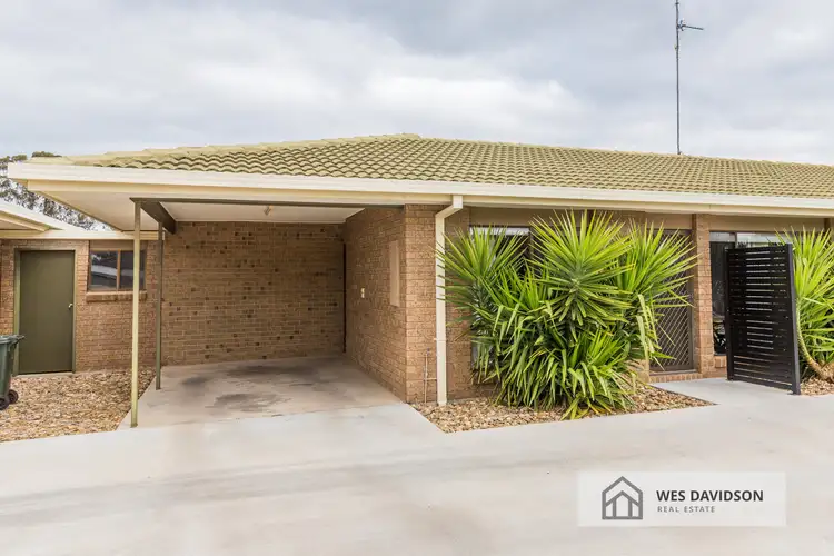 Main view of Homely unit listing, 2/4 Burgess Street, Horsham VIC 3400