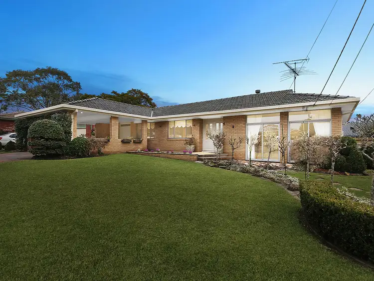 1 Karabil Crescent, Baulkham Hills NSW 2153