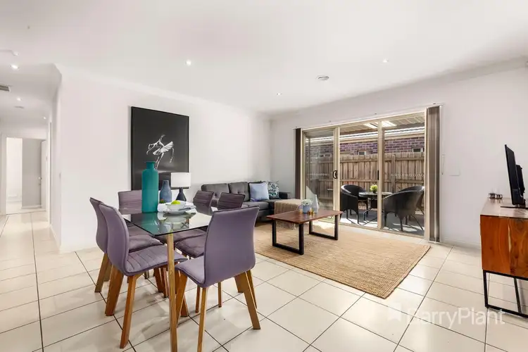 Fifth view of Homely house listing, 19 Carinya Crescent, South Morang VIC 3752