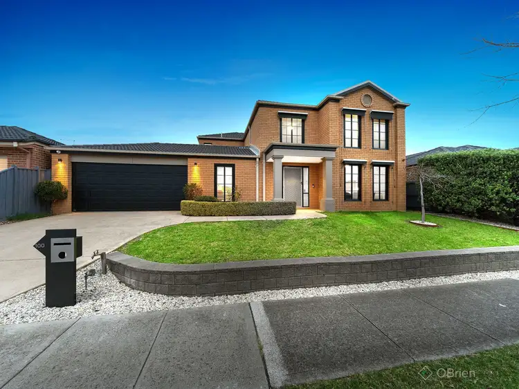 100 Skyline Way, Berwick VIC 3806