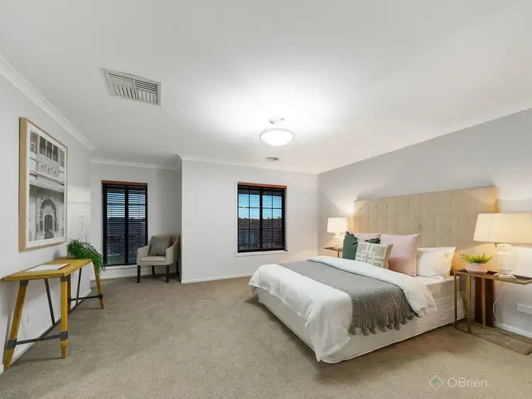 Sixth view of Homely house listing, 100 Skyline Way, Berwick VIC 3806