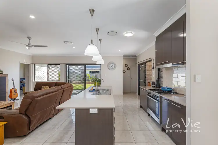 24 Stradbroke Crescent, Springfield Lakes QLD 4300