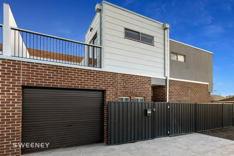 Second view of Homely townhouse listing, 2/38 William Street, St Albans VIC 3021