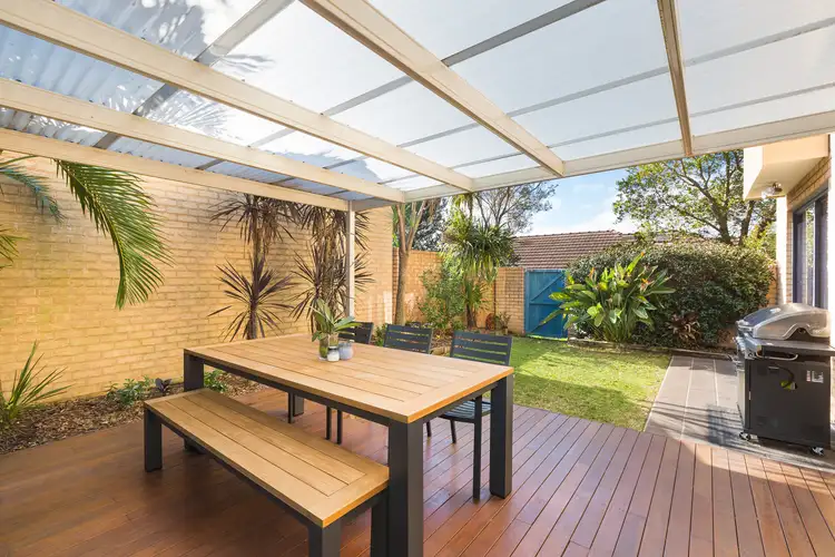 2/120 Telopea Avenue, Caringbah South NSW 2229