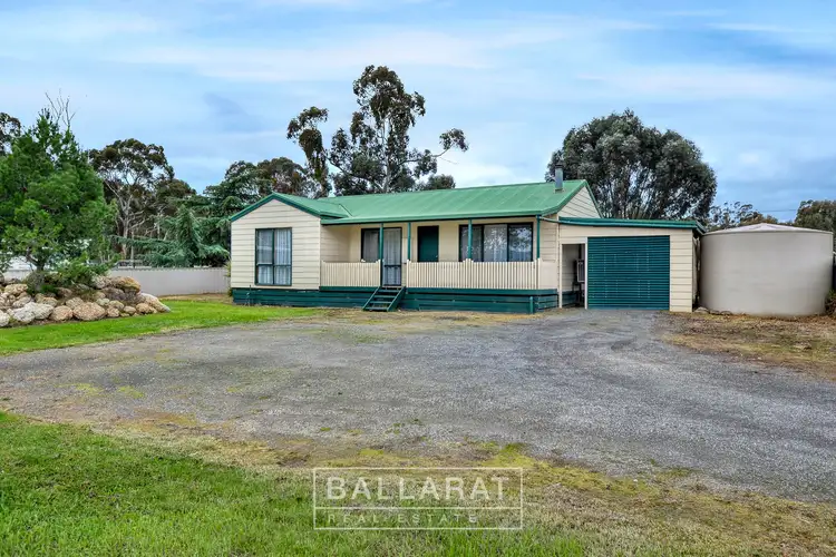 12 High Street, Avoca VIC 3467