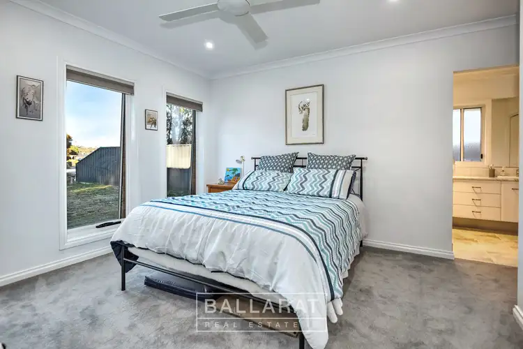 Fifth view of Homely house listing, 11 Waterview Court, Maryborough VIC 3465