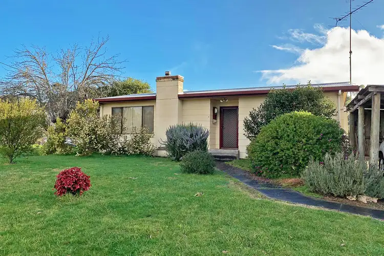 7 Anzac Court