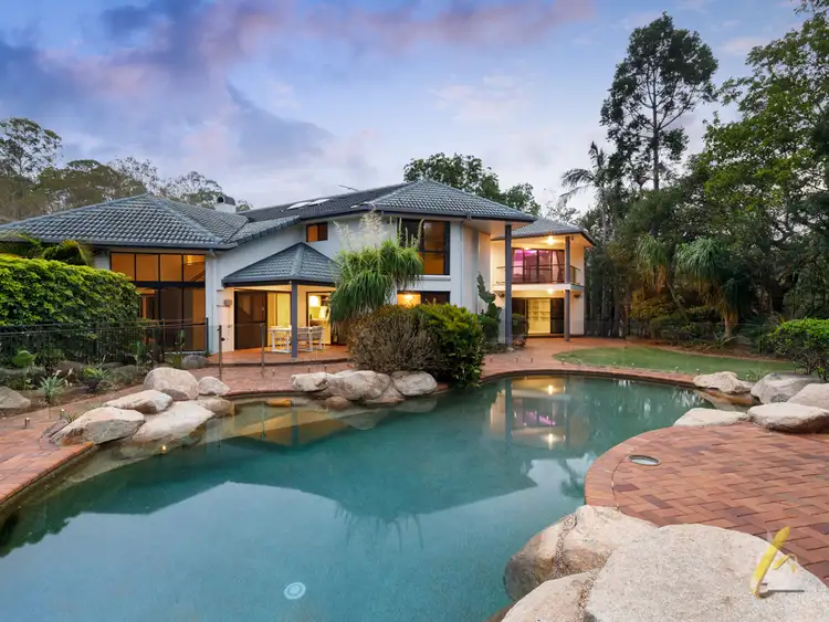 52 Tristania Road, Chapel Hill QLD 4069