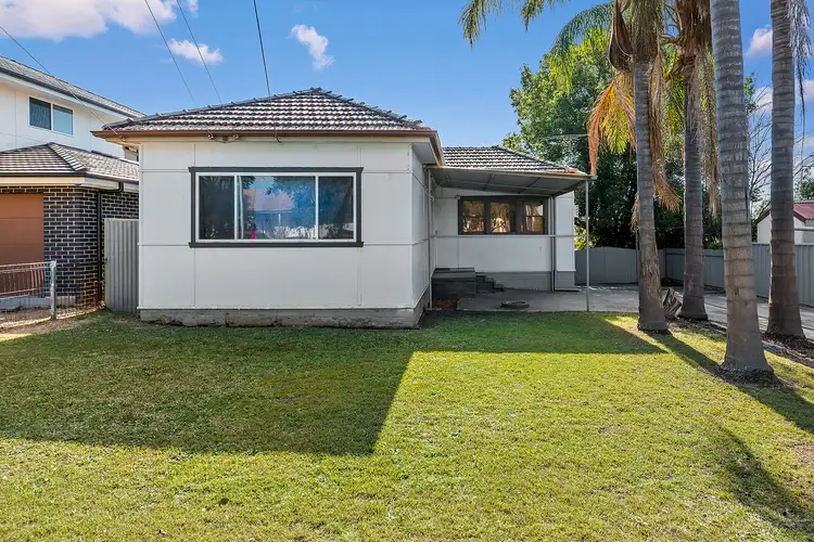 1 White Parade, St Marys NSW 2760