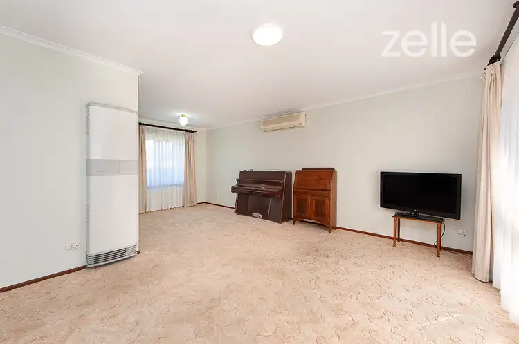 Third view of Homely unit listing, 2/405 Ross Circuit, Lavington NSW 2641