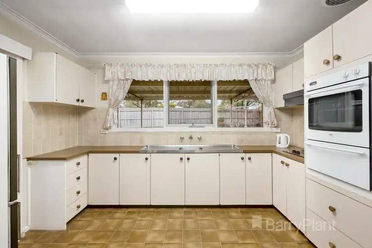 Fourth view of Homely house listing, 5 Grace Court, Viewbank VIC 3084