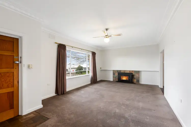 Fifth view of Homely house listing, 10 Marngo Place, Mount Gambier SA 5290