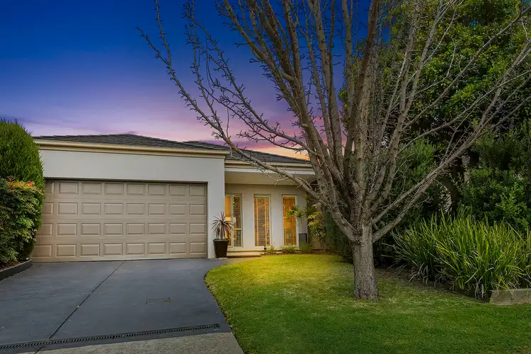 16A Dalsten Grove, Mount Eliza VIC 3930