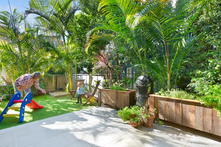 11/201-207 Sydney Road, Fairlight NSW 2094