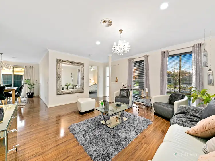 Second view of Homely house listing, 8 Canterbury Close, Narre Warren VIC 3805