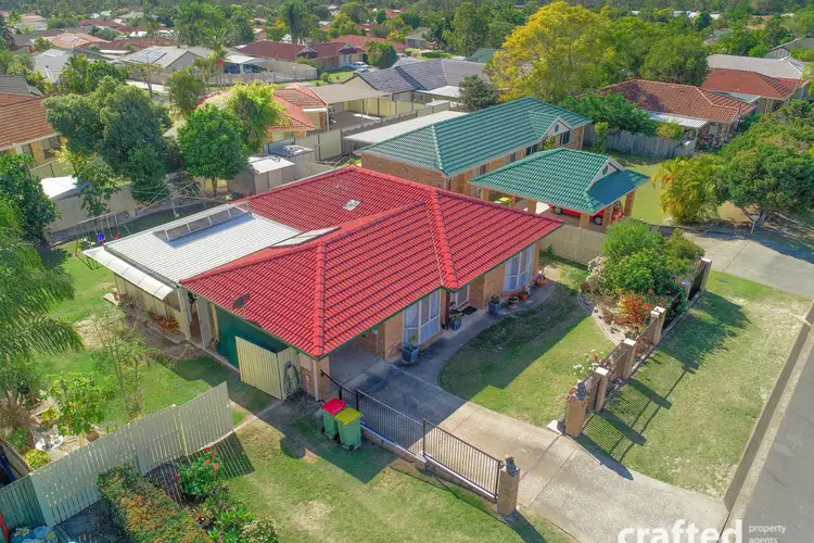 73 Bottlebrush Drive, Regents Park QLD 4118
