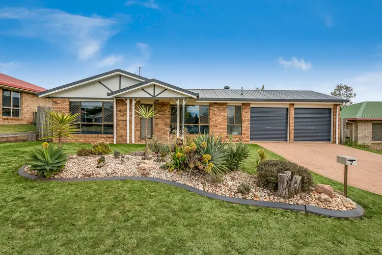 7 Dandelion Drive, Middle Ridge QLD 4350