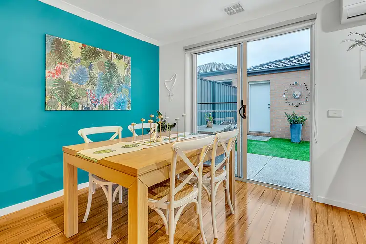 Fifth view of Homely house listing, 16 Parkforest Walk, Craigieburn VIC 3064