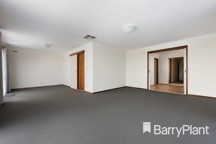 Fifth view of Homely house listing, 6 Munster Court, Endeavour Hills VIC 3802