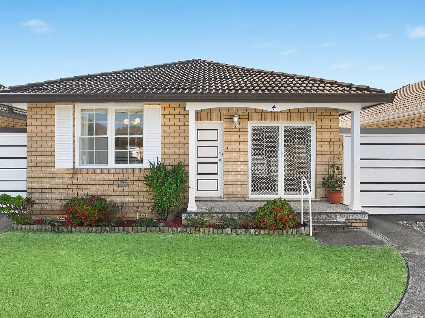 Main view of Homely villa listing, 4/19-23 Alfred Street, Ramsgate Beach NSW 2217