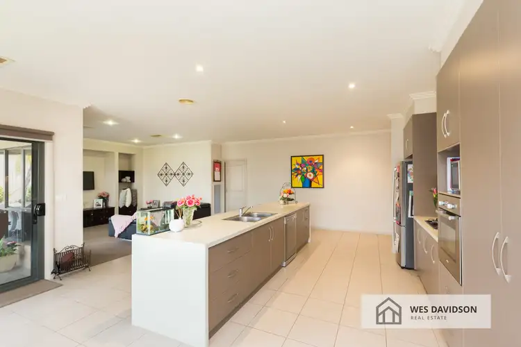 Sixth view of Homely house listing, 7 Newton Court, Horsham VIC 3400