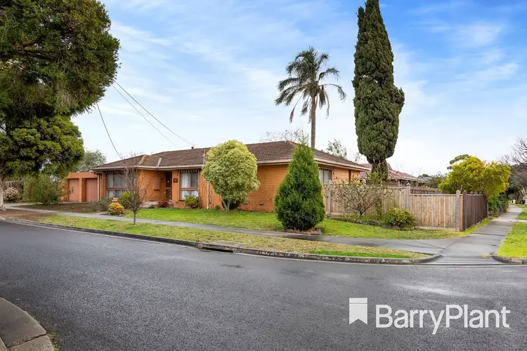 30 Neasham Drive, Dandenong North VIC 3175