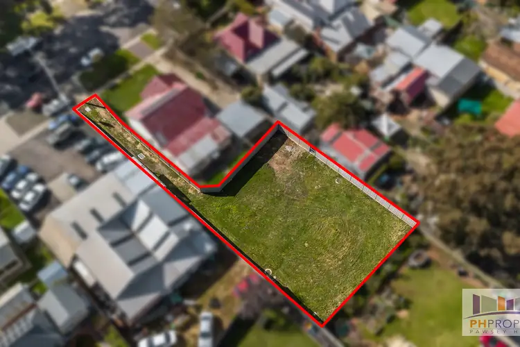 1/64 Russell Street, Quarry Hill VIC 3550
