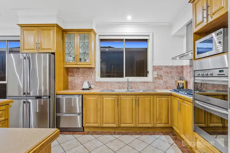 Fourth view of Homely house listing, 2 Nielsen Court, Altona Meadows VIC 3028