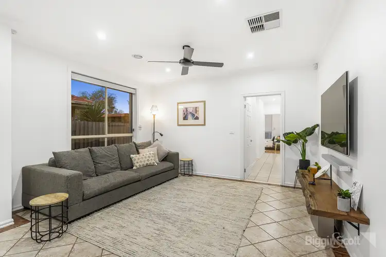 Fifth view of Homely house listing, 2 Nielsen Court, Altona Meadows VIC 3028