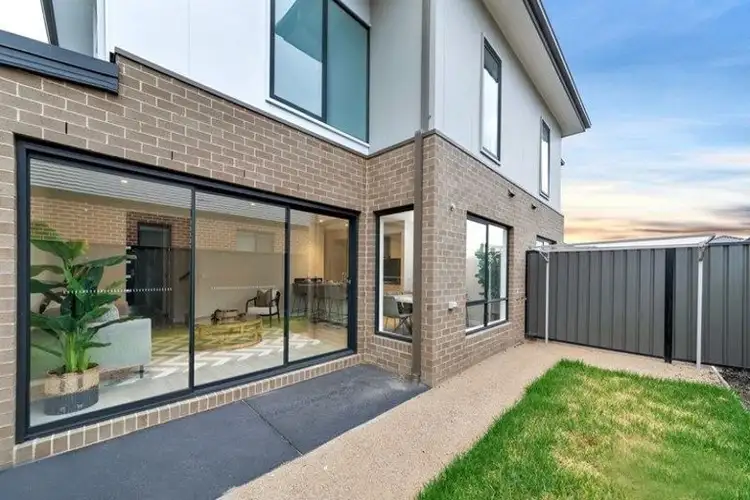 Seventh view of Homely house listing, 548 Grand Boulevard, Craigieburn VIC 3064