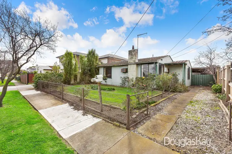 4 Kent Street, Braybrook VIC 3019