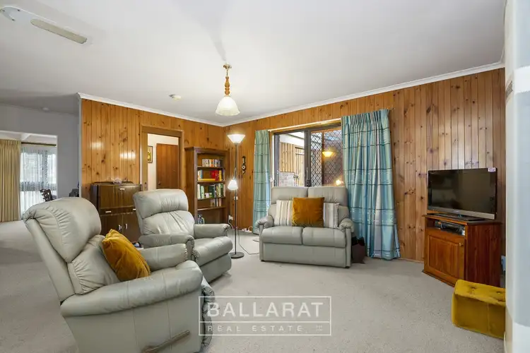 Sixth view of Homely house listing, 5 Shaw Avenue, Wendouree VIC 3355