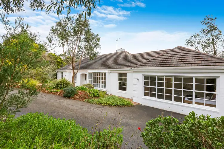 11 Bellbird Road, Mount Eliza VIC 3930