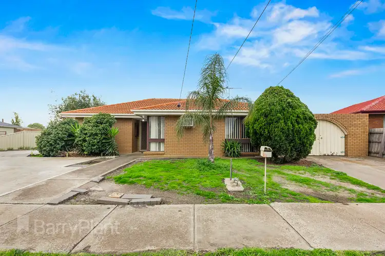16 Tarlee Drive, Albanvale VIC 3021
