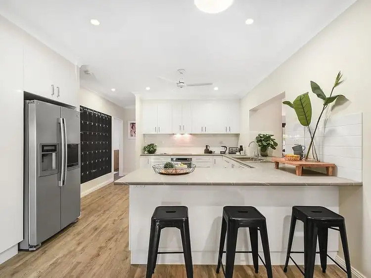 8 Durnley Court, Rasmussen QLD 4815