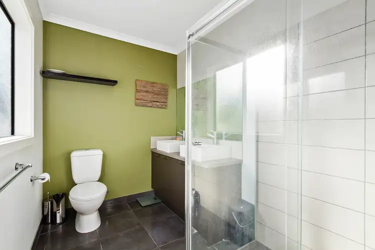 Sixth view of Homely house listing, 8 Rhodes Court, Glengarry VIC 3854