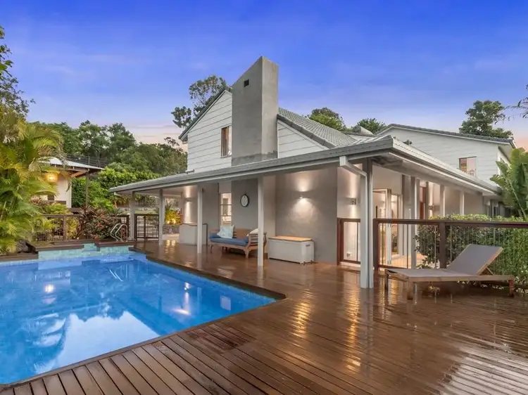2 Lawson Court, Mount Ommaney QLD 4074