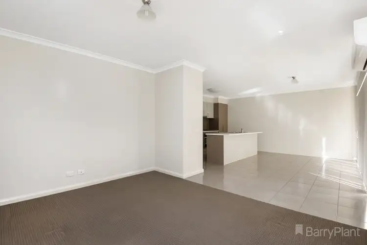 Sixth view of Homely townhouse listing, 8b Parsonage Grove, Eaglehawk VIC 3556