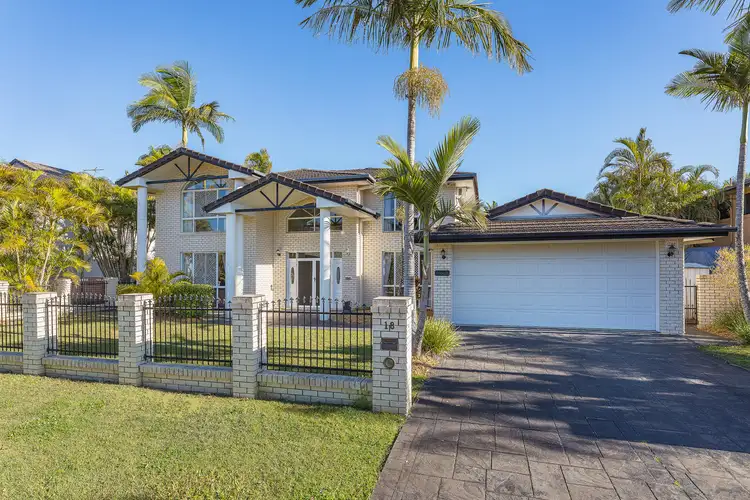 18 Turnberry Place, Carindale QLD 4152