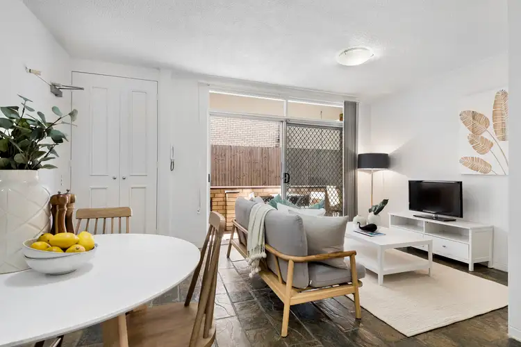 1/12 Mactier Street, Narrabeen NSW 2101