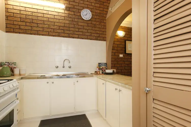 Second view of Homely unit listing, 6/1A Edgewood Close, Thomastown VIC 3074