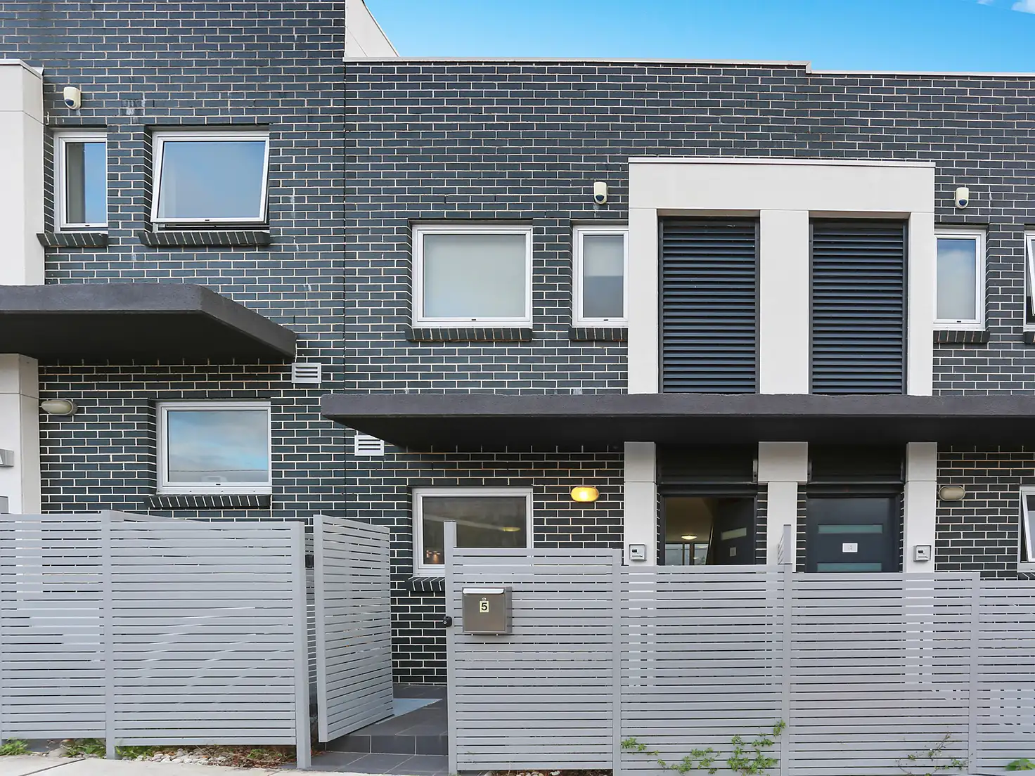 Main view of Homely townhouse listing, 5/37 Forest Road, Hurstville NSW 2220