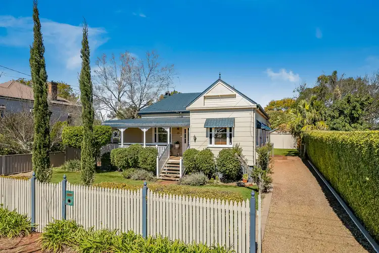 28 Charlotte Street, Newtown QLD 4350