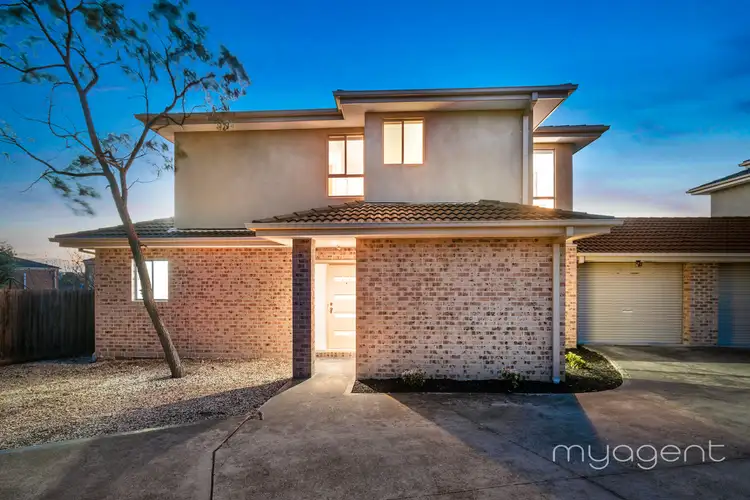 4/11 Dutton Court, Meadow Heights VIC 3048