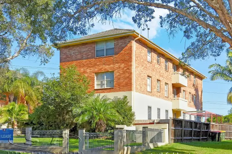 6/21 Marlene Crescent, Greenacre NSW 2190