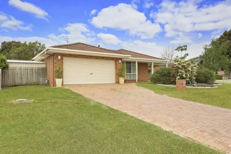 Main view of Homely house listing, 4 Foxglove Terrace, Baranduda VIC 3691