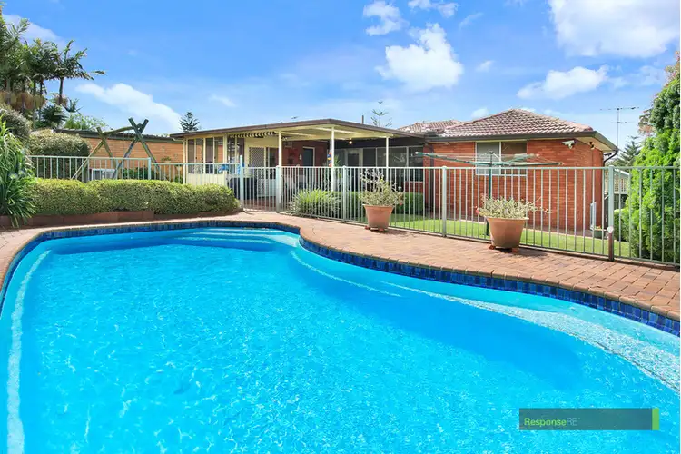 33 Gregory Avenue, Baulkham Hills NSW 2153