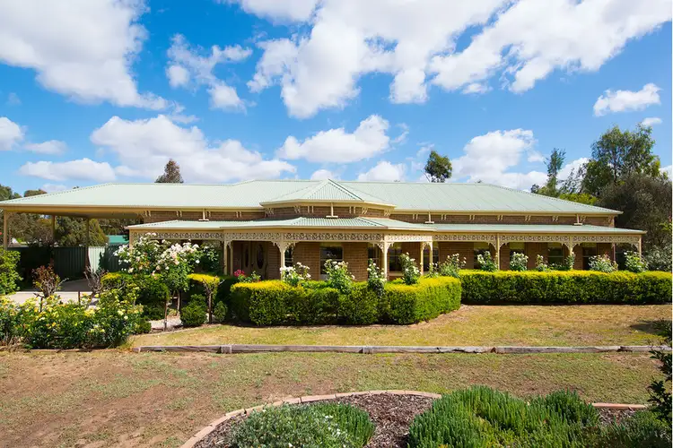 23 Eleanor Drive, Campbells Creek VIC 3451