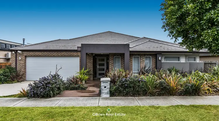 26 Sandarra Boulevard, Sandhurst VIC 3977